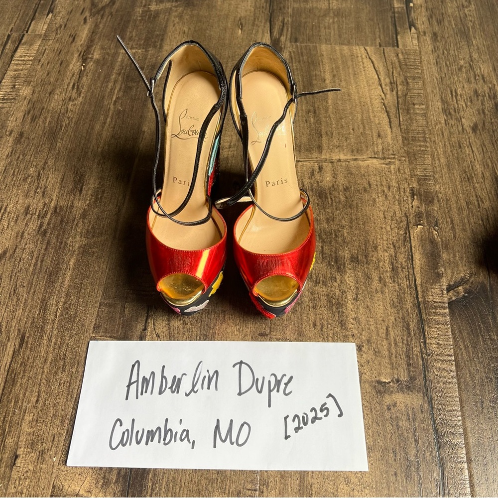 Christian Louboutin loubi zeppa 20th anniversary wedge - size 35.5